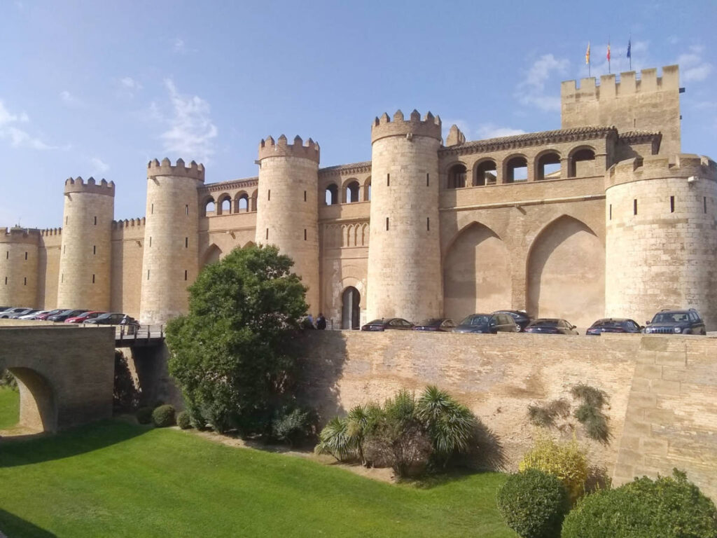 Blue sky over the La Aljafería Palace