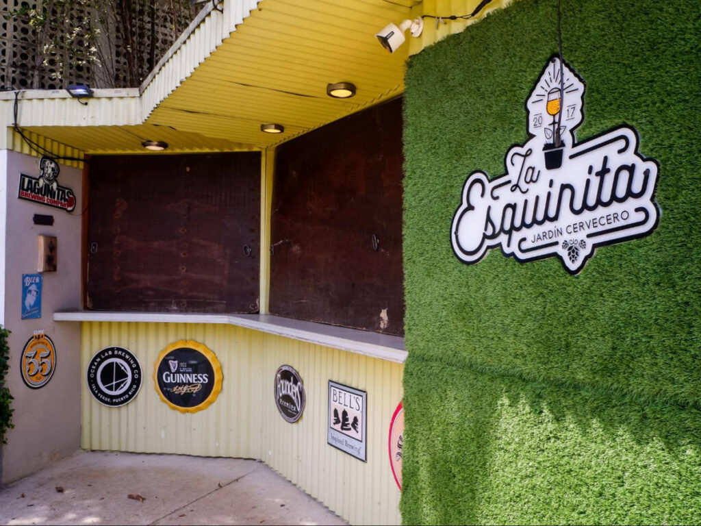 View of a stall at La Esquinita