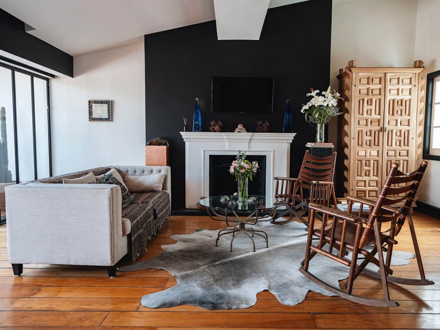 View of a living room in La Valise