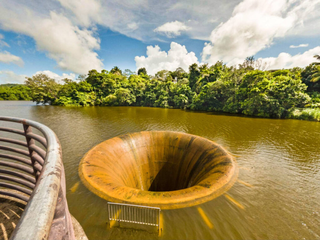 Aerial view of the overflow funnel in Lago Las Curias