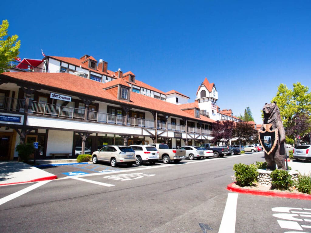 View of the shops and restaurants lined along the Lake Arrowhead Village