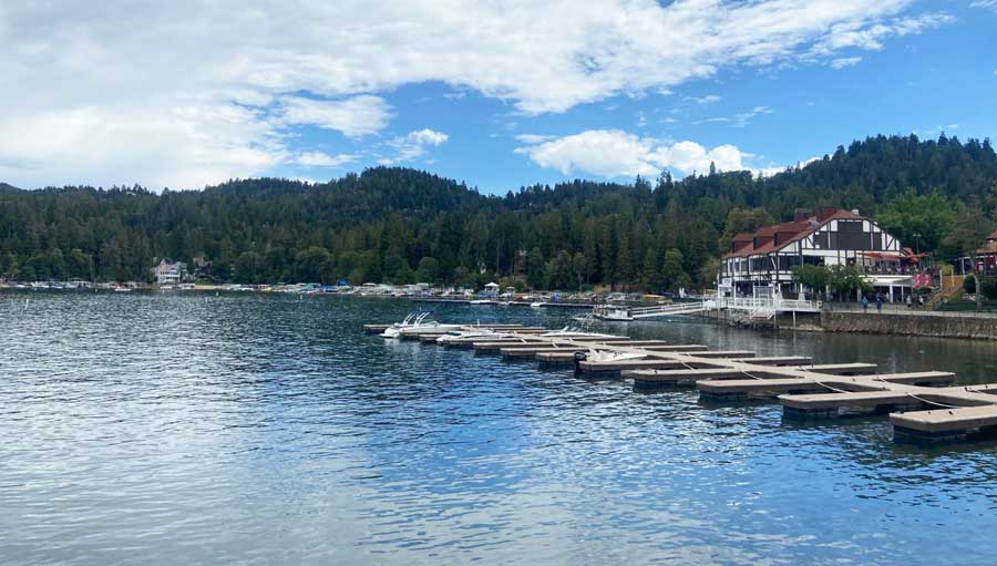 The Lake Arrowhead under the clear blue sky