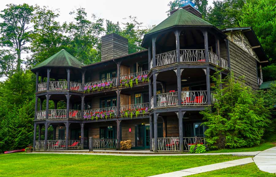 The Lake Placid Lodge from the outside