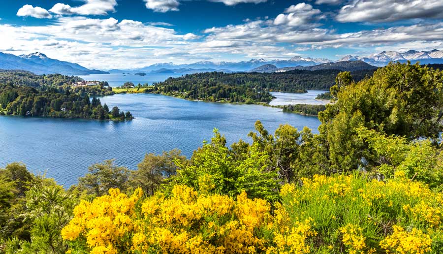Scenic view of Lake Victoria in San Carlos de Bariloche, Argentina