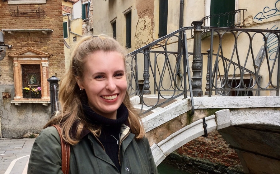 Larissa Albright, Travel Lemming author