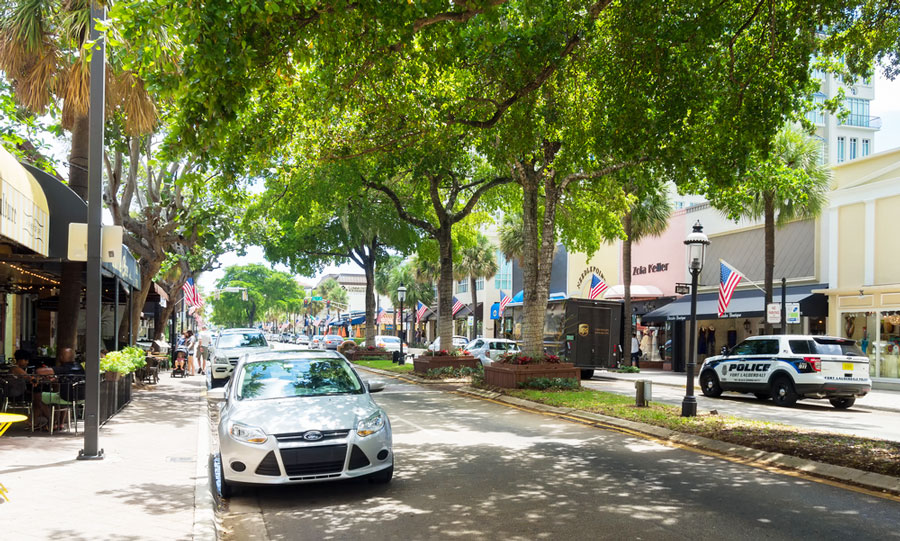 View of the Las Olas Blvd and some cars on the street