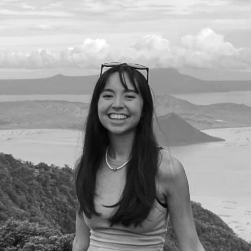 Lea Rose Allbaugh, a Travel Lemming's editor