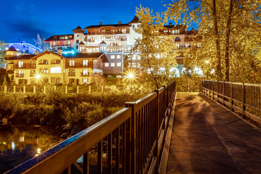 The Leavenworth’s PostHotel illuminated with lights at night