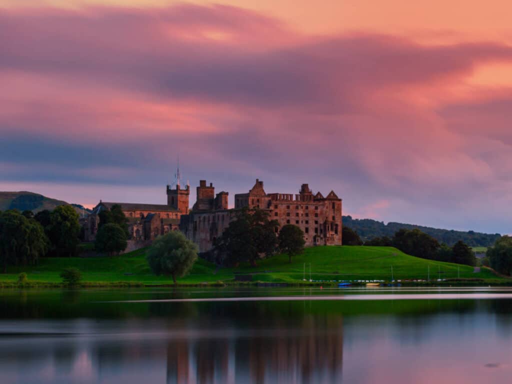 Colorful sky over the Linlithgow Palace during sunset
