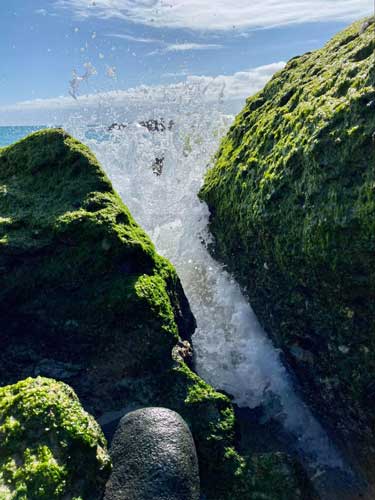 View of waves at the Little Corona Beach