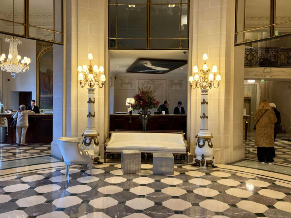 View of the Lobby of the Hôtel Meurice
