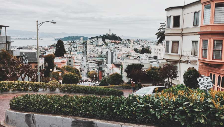 View of a neighborhood in Lombard Street, San Francisco