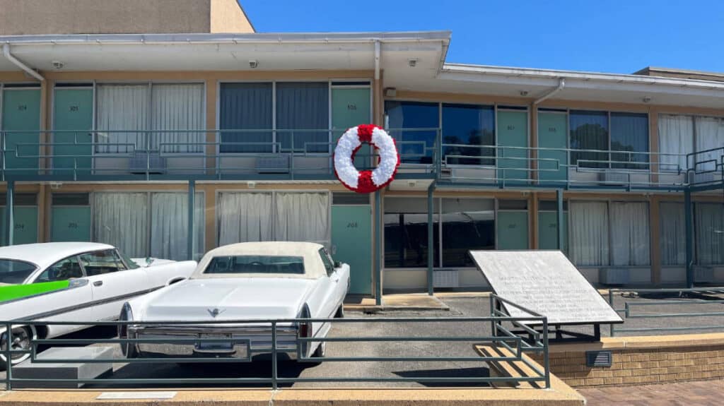 Cars parked in front of the Lorraine Motel building