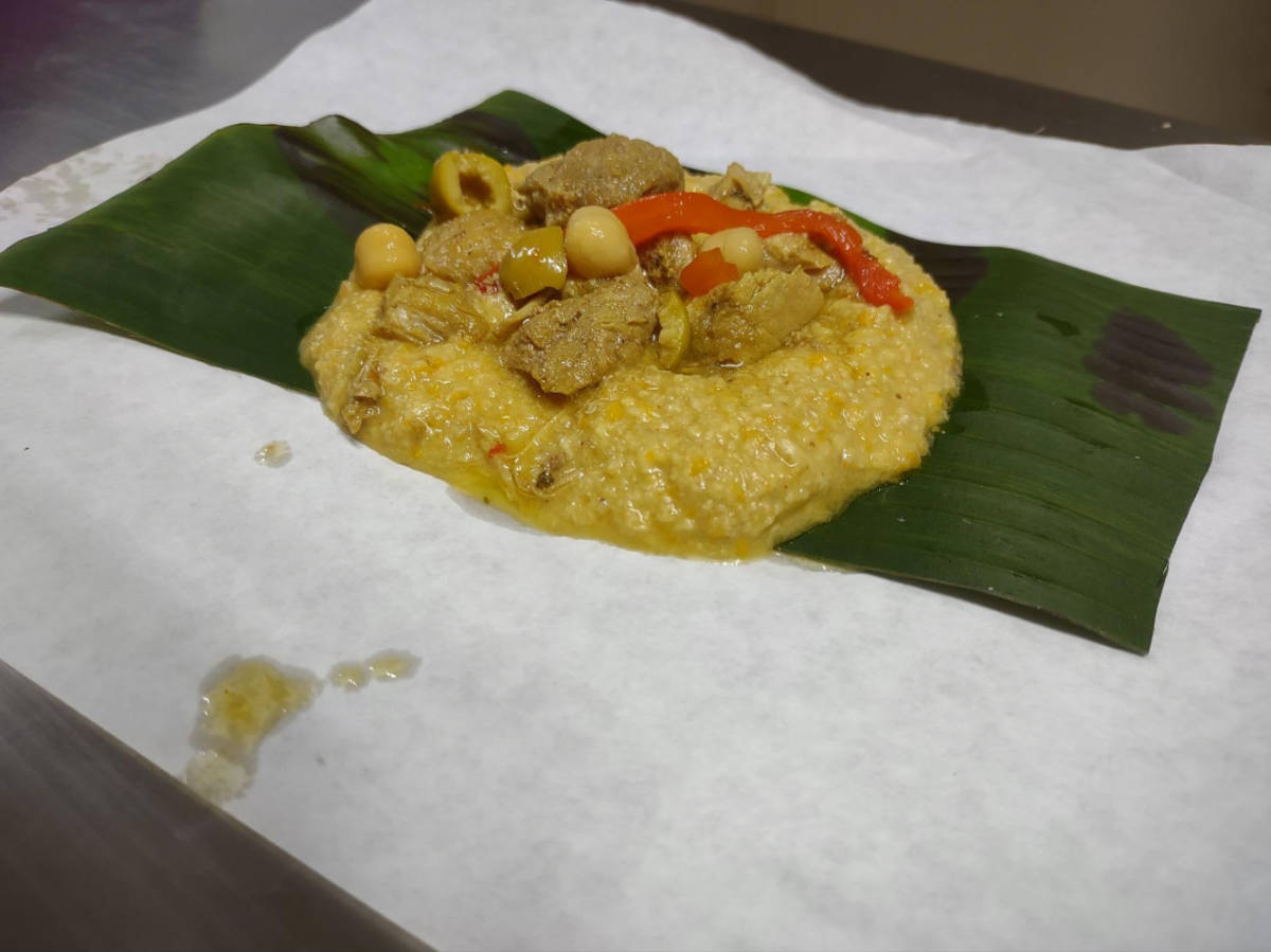 The preparation of cooking pasteles