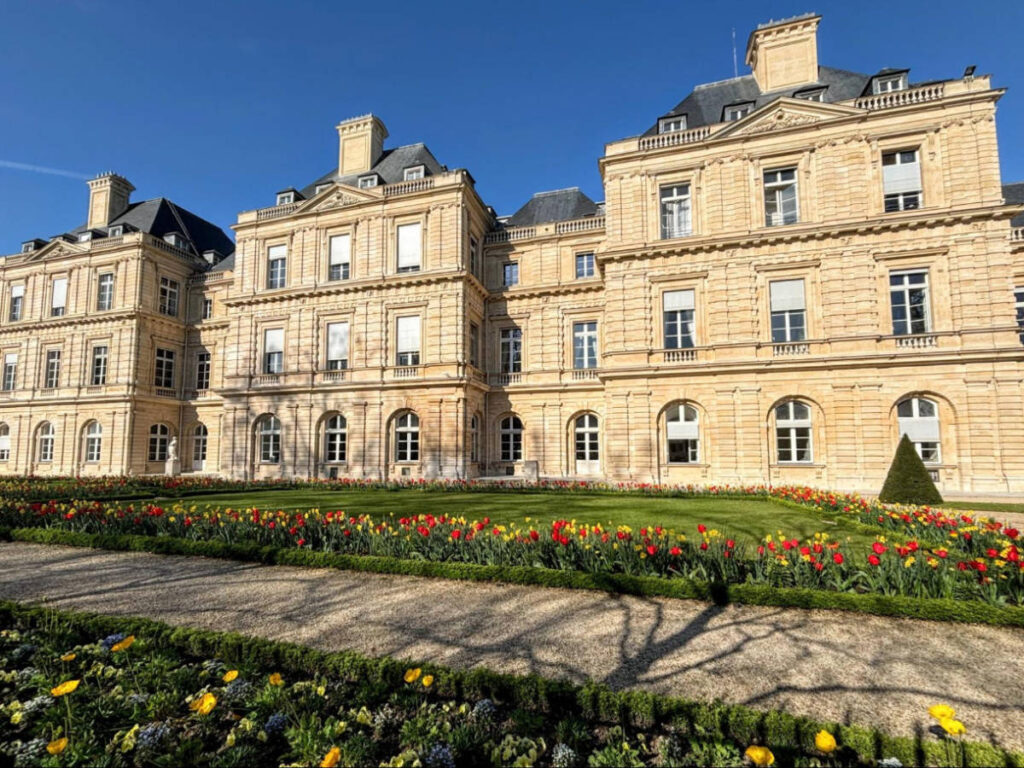 Clear blue sky over the Luxembourg Gardens