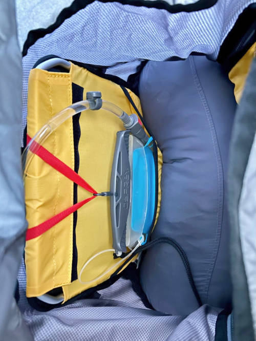 The hydration sleeve inside the main compartment of Mountainsmith Apex