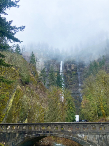 View of the Multnomah Falls from a distance on a gloomy day