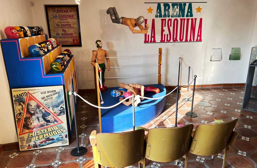 View of a lucha libre exhibit in Museo La Esquina del Juguete Popular Mexicano