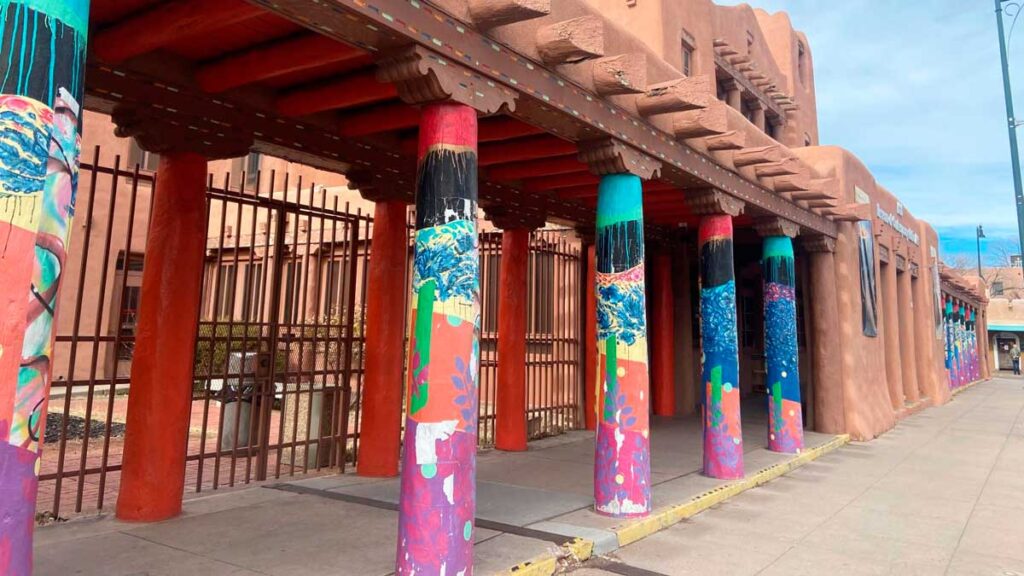 Column with colorful arts in Museum of Contemporary Native Arts