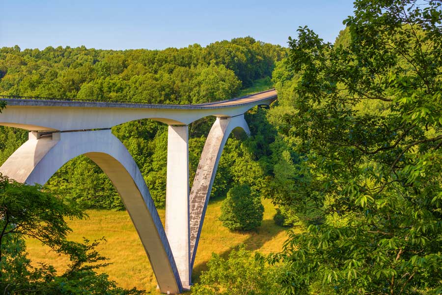 The Natchez Trace Parkway Bridge in Tennessee