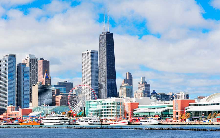 View of the skyline in Chicago, Illinois