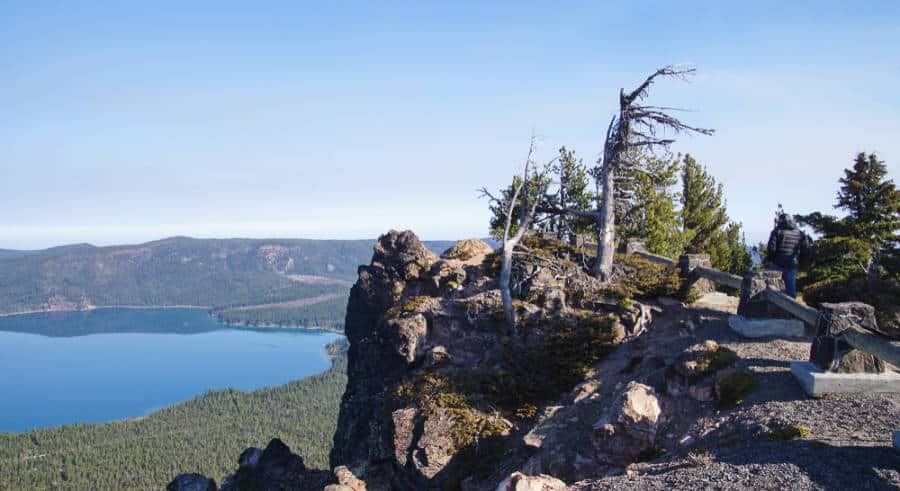 Overlooking view from the Paulina Peak