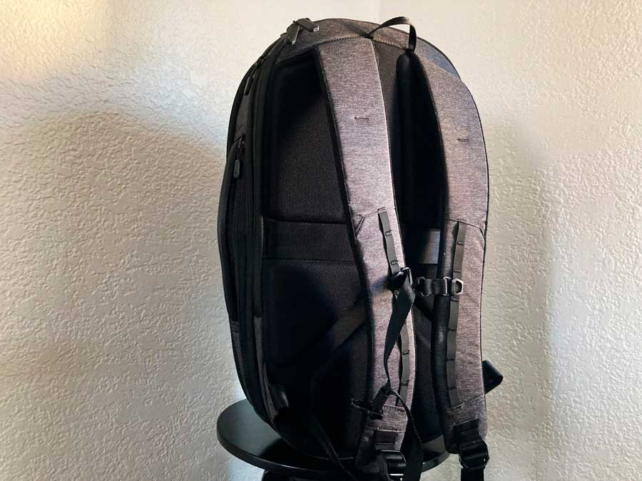 View of the straps and back of the Nomatic Navigator Lite Backpack