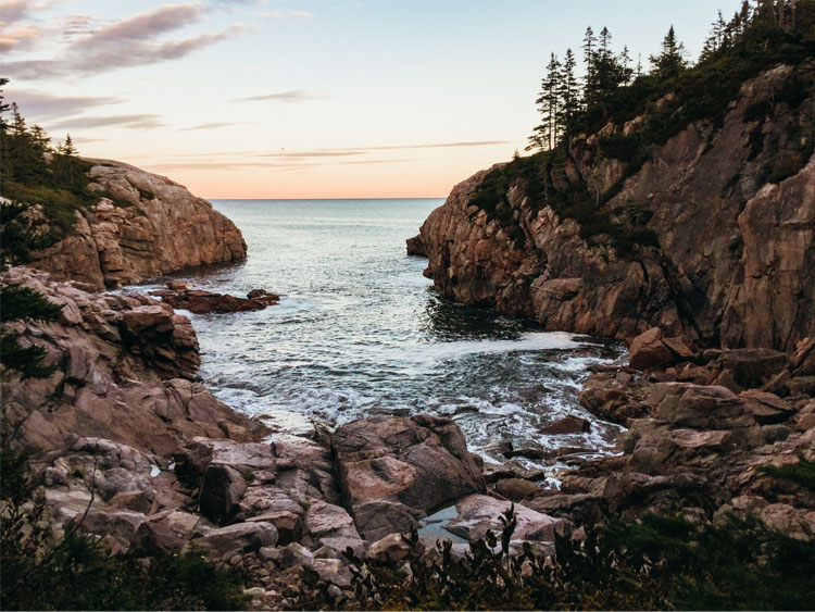 North Side Scenery Cliffs