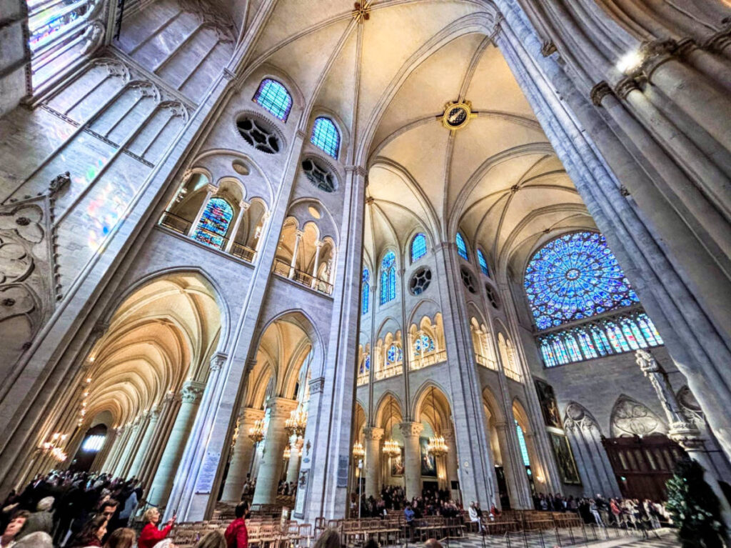 Perspective view of the interior and ceiling inside the Notre-Dame Cathedral