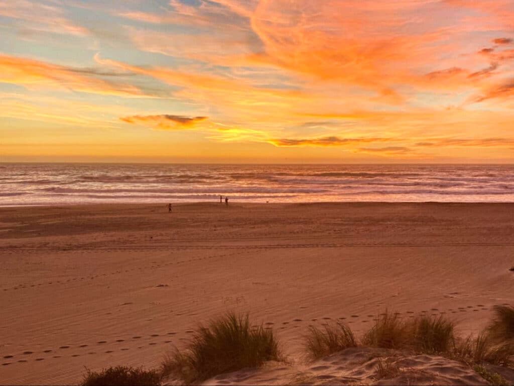 Scenic view of the beautiful sunset over Ocean Beach in Sunset District