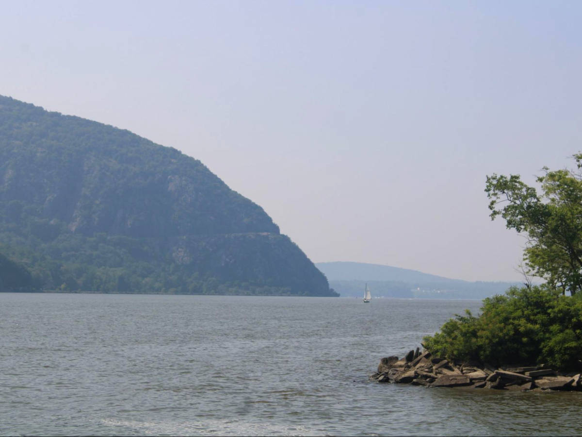 Panoramic ocean view from the road in New York City