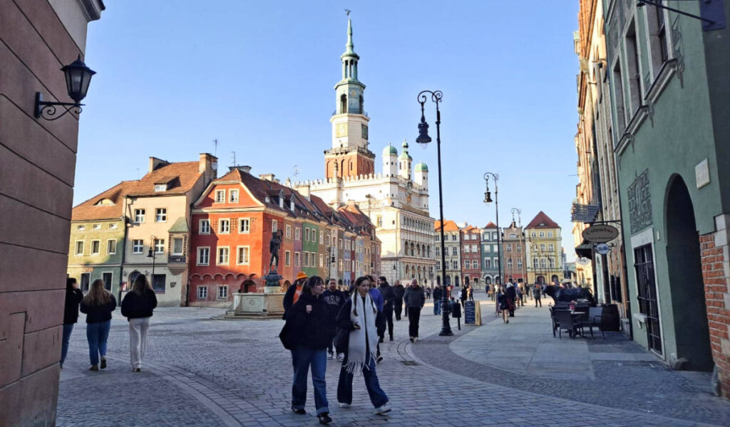Clear blue sky over the Old Town area in Poznan