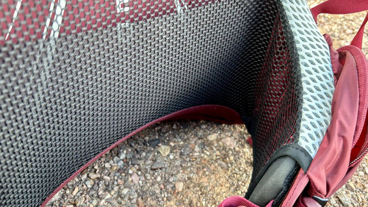 Close up view of the back panel of Osprey Aura AG LT