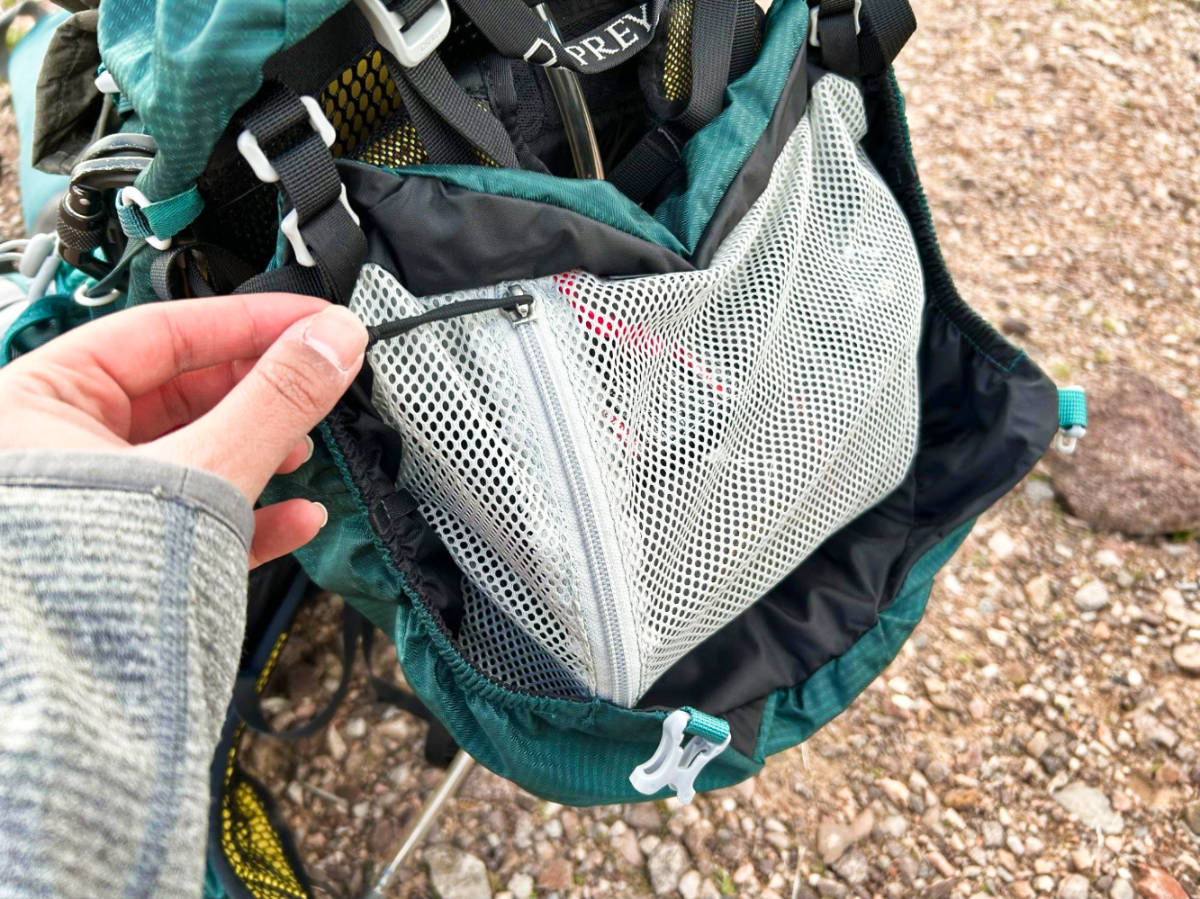View of the internal mesh pocket of Osprey Eja Backpack