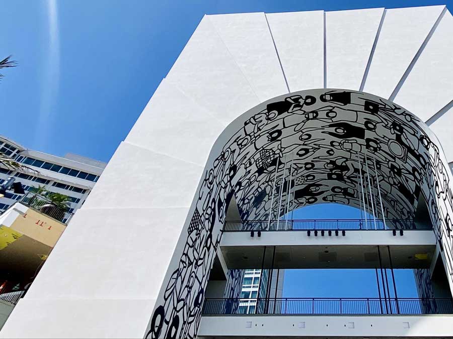 Murals in Ovation Hollywood
