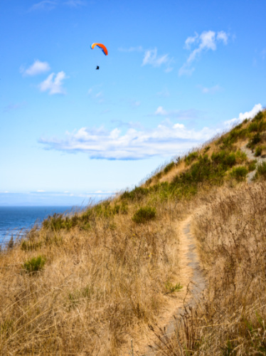 View of the paraglider from the Fort Ebey State Park