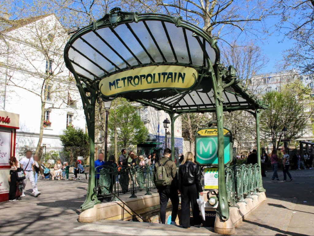 View of the Paris public transportation