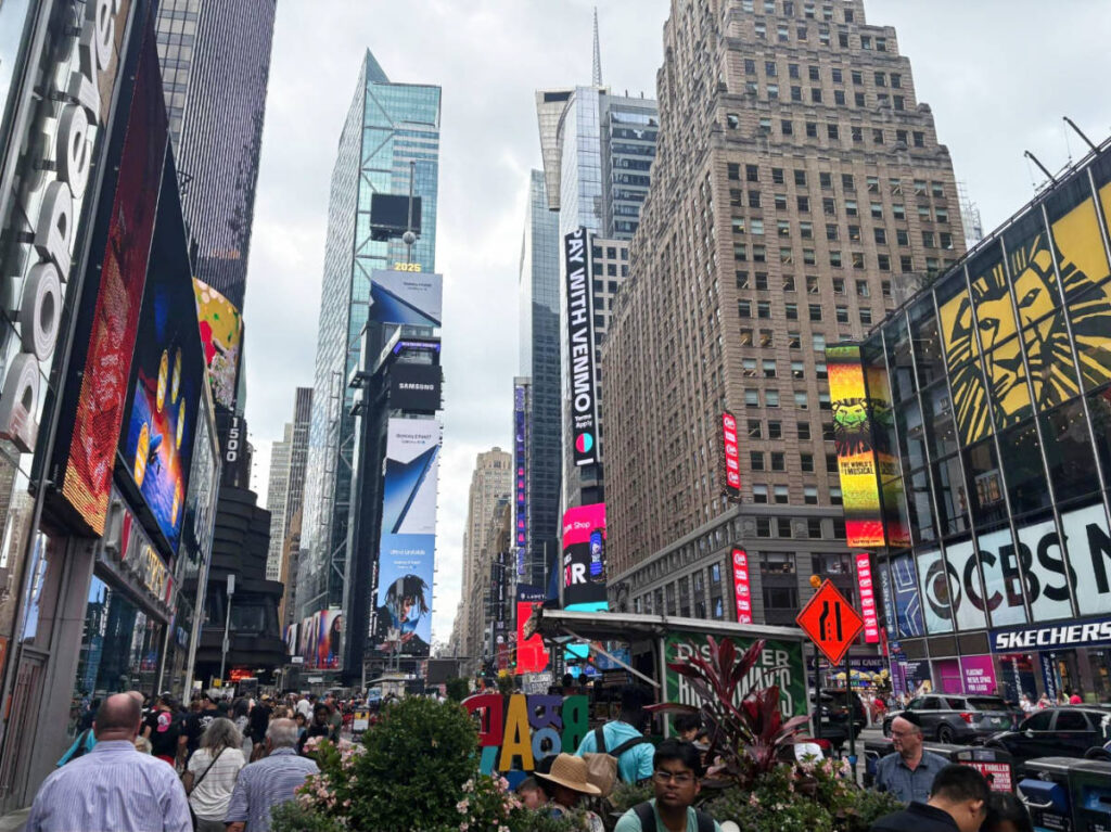 Buildings and people in Times Square