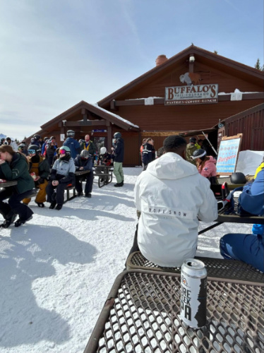 people drinking at the Vail Brewing Company