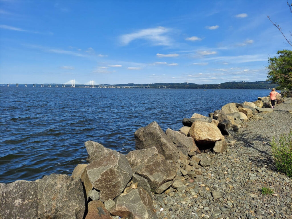Blue water of the Hudson River from Piermont town