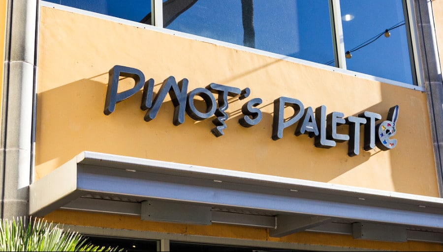 A storefront sign of Pinot's Palette in Las Vegas