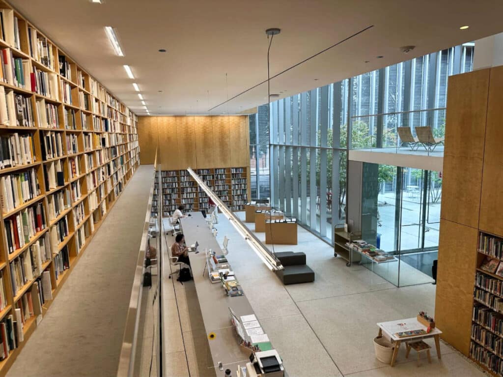 View of bookshelves inside the Poetry Foundation