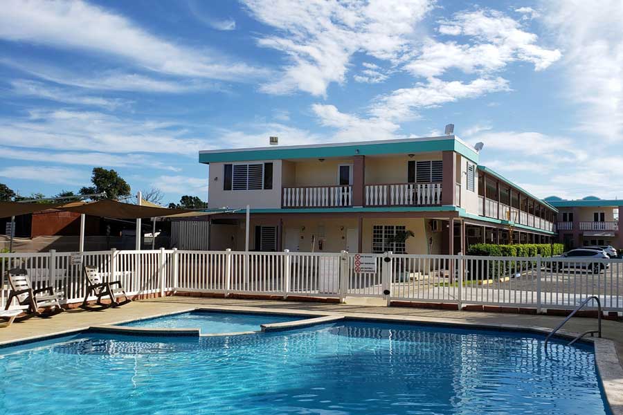View of the pool in Combate Beach Resort