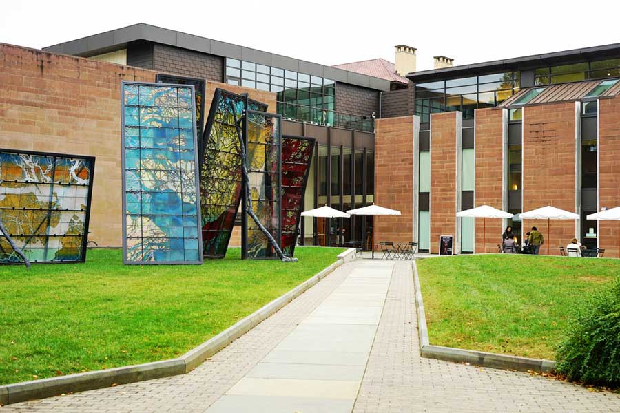 View of the Princeton Art Museum from the outside