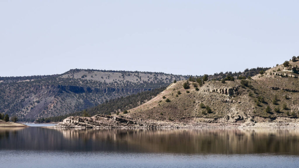 View at the Prineville Reservoir State Park in Oregon