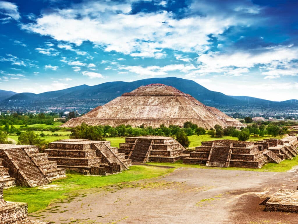 Panoramic view of the Pyramids of the Sun and Moon on the Avenue of the Dead in Teotihuacan