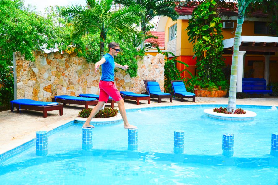 Travel Lemming founder Nate Hake on the pool area of Ecotel Quinta Regia