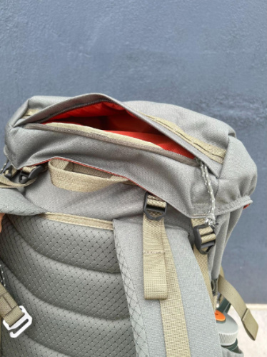 One zippered pocket removable lid of Salkan Carry-On Backpack