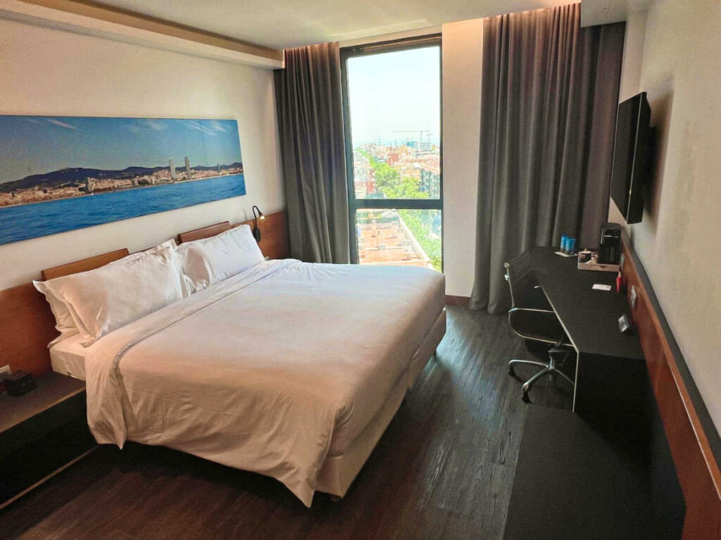 View inside the room of Four Points by Sheraton Barcelona Diagonal