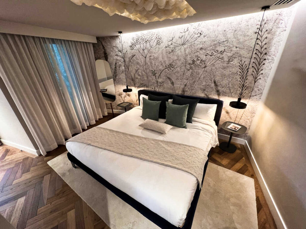 Interior view of the room in Madrid 1915 Private Suites
